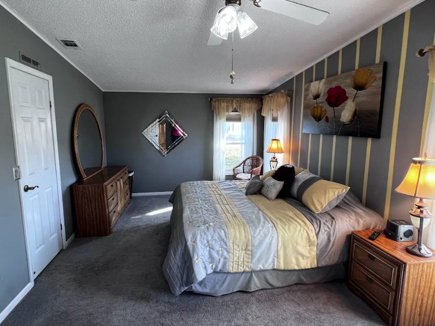 355 Putter Circle a Winter Haven, FL Mobile or Manufactured Home for Sale